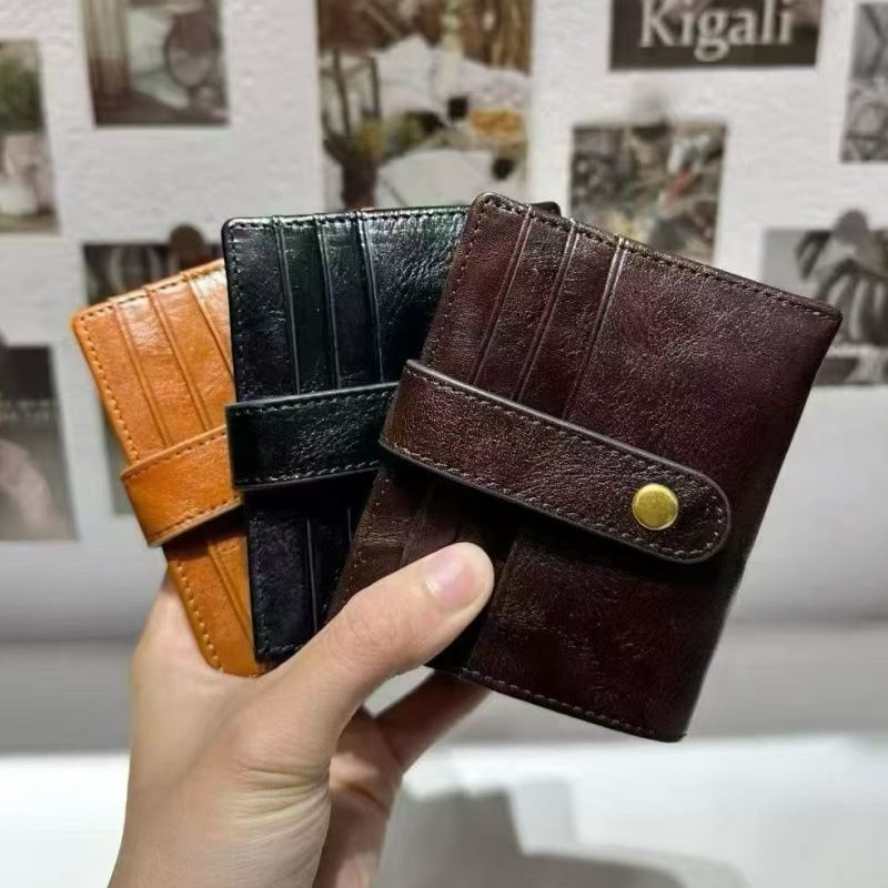 Top-layer vegetable-tanned cowhide card holder, pleated, vintage artistic style, multiple card slots, simple, practical, compact, genuine leather short wallet
