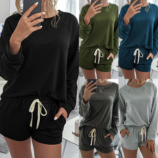 �羳�����W���LŮʿ�Ҿӷ����b��ɫ�L���ѝ���⴩����˯�ɼ���