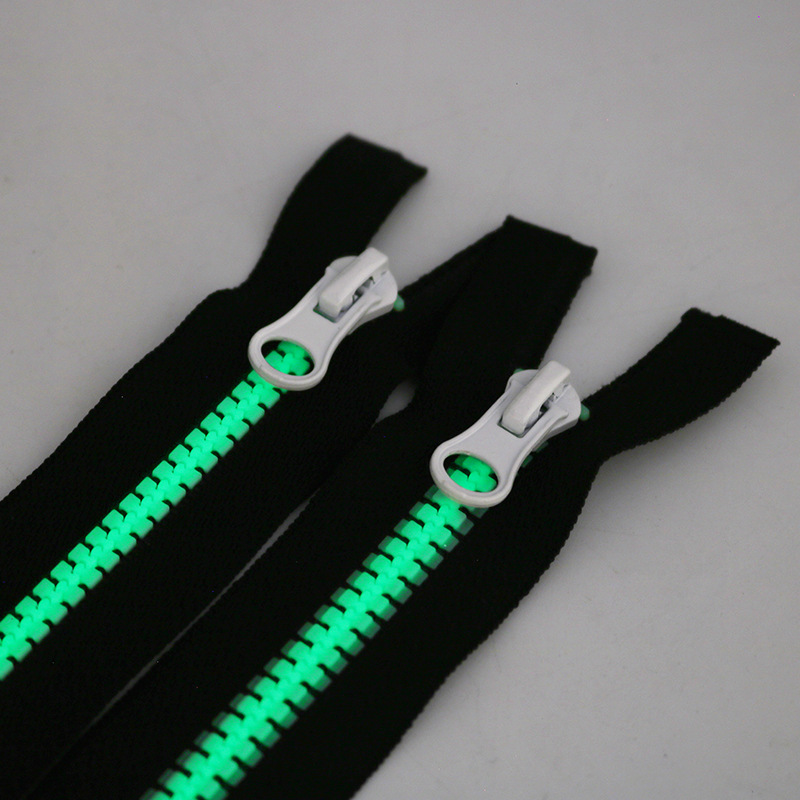 工厂批发#3#5#8号夜光发光树脂拉链轨道牙塑料拉锁服装钱包zipper