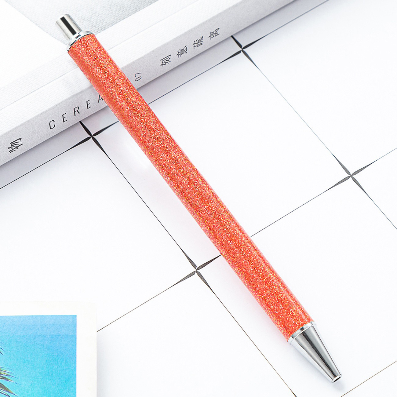 Presione multicolor prepucio metal lápiz flash tiza mayorista puede imprimir logotipo publicitario de alto valor de cara regalo lápiz de bola de metal