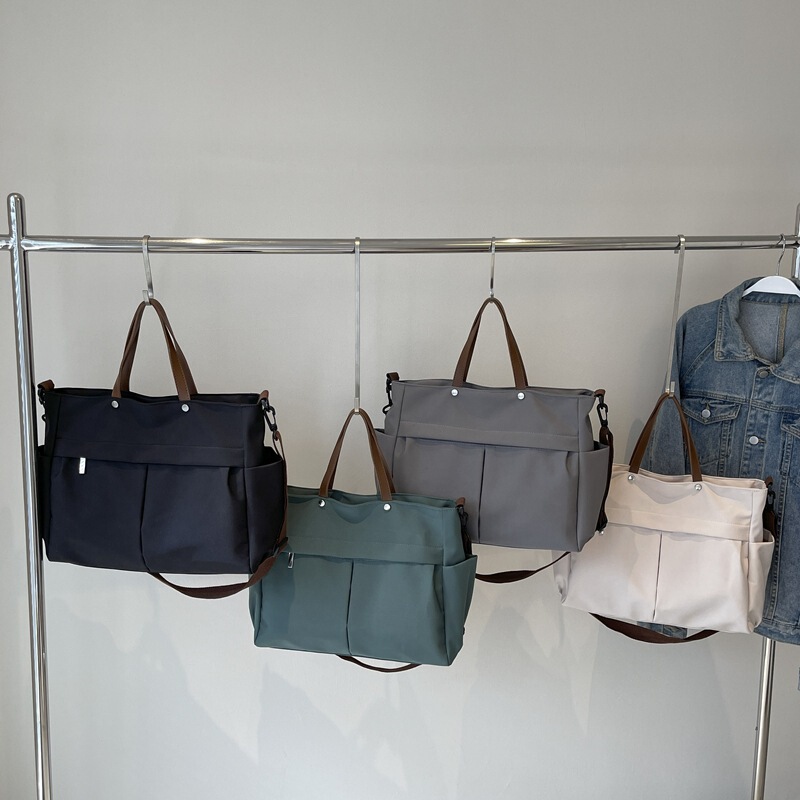 Nylon Shoulder Bag Autumn and Winter New Simple Fashion Tote Bag Women's Crossbody Large Capacity Portable Popular File Bag Nylon Shoulder Bag Autumn and Winter New Simple Fashion Tote Bag Women's Crossbody Large Capacity Portable Popular File Bag