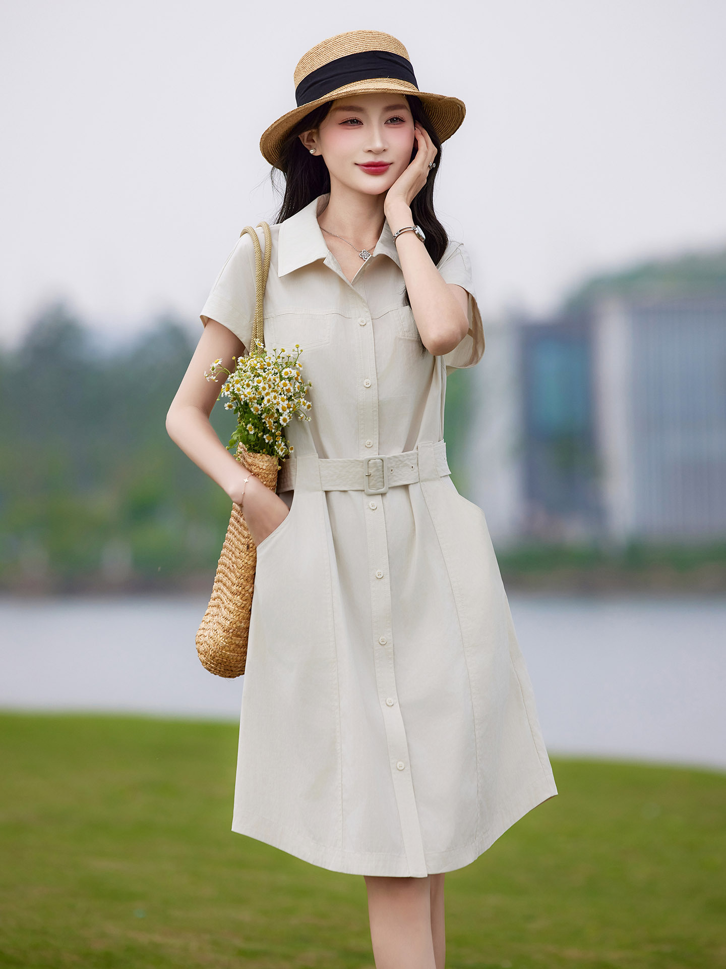 Đầm polo nữ cổ bẻ thắt eo dáng suông midi mùa hè — màu xanh nhạt, màu trắng ngà