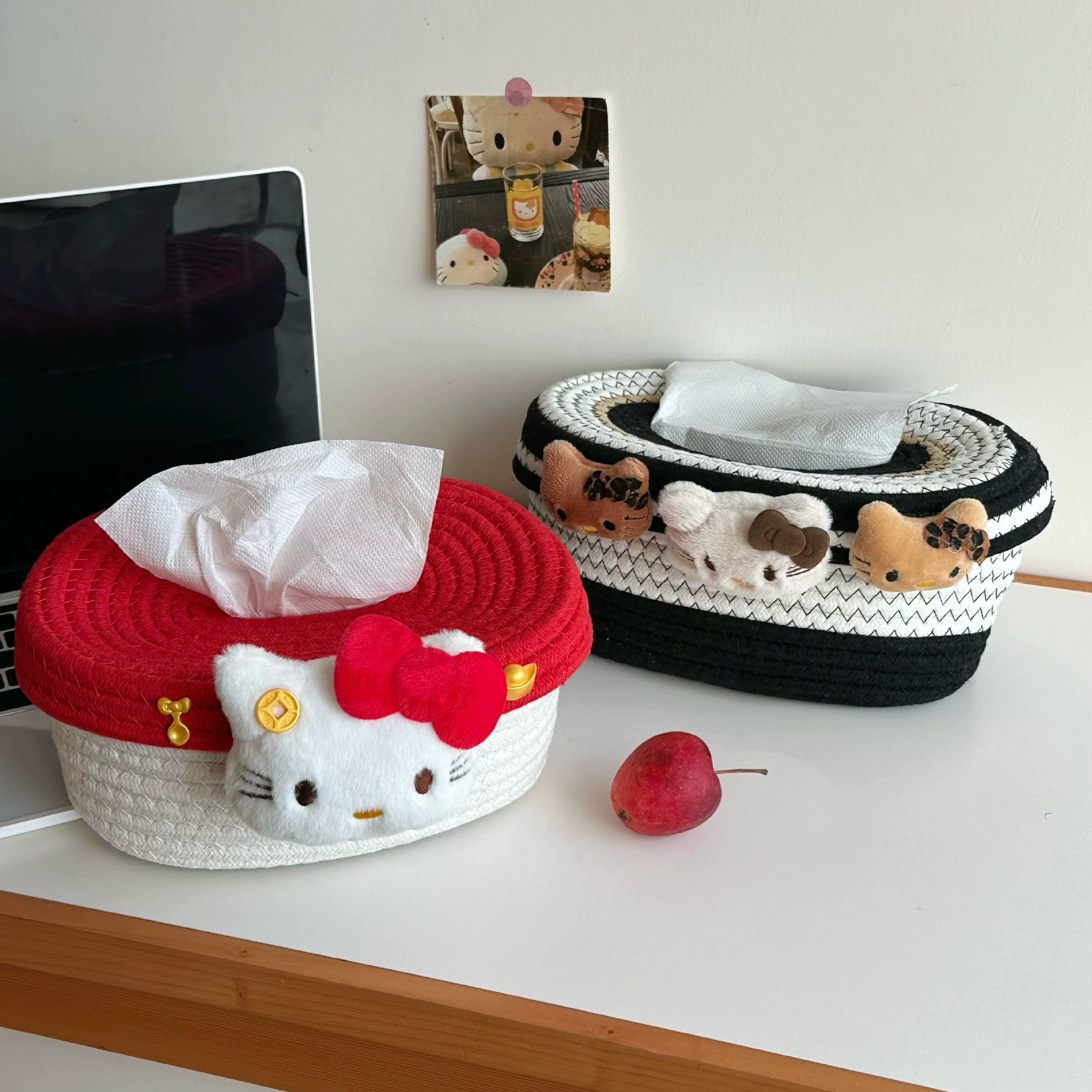 Table facial towelettes for face washing, wet wipes, storage box, new collection