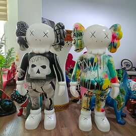 潮牌kaws网红暴力熊公仔玻璃钢雕塑酒吧样板间民宿客厅落地大摆件