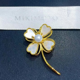 Welfare 7mm or so akoya pearl brooch pendant natural white butterfly fritillary inlaid four-leaf clover chest ornaments