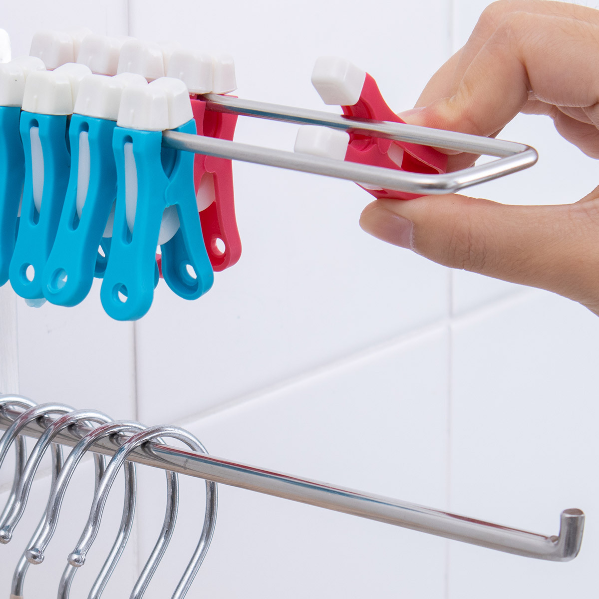 Percha sin costuras de acero inoxidable clip de ropa rack de almacenamiento de pared sin perforar gancho de pared de alta carga Barra de almacenamiento alargada