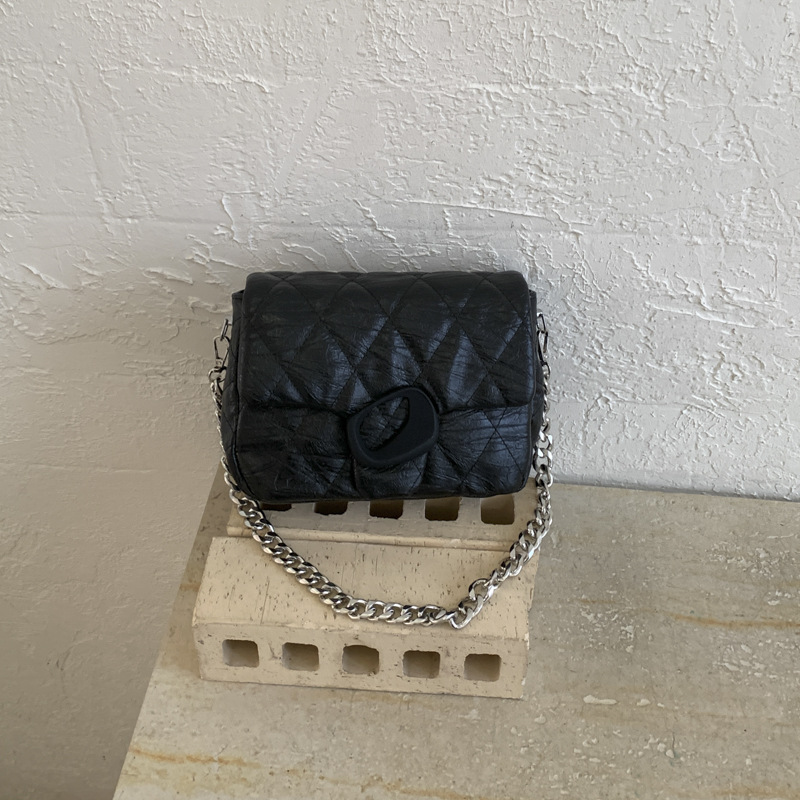 Exquisita bolsa cuadrada de diamante de moda lujosa pequeña bolsa de hombro de estilo de fragancia diaria bolsa de moda personalizada
