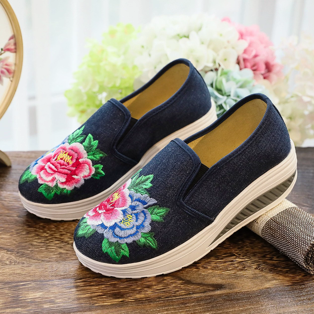 Cloth summer shoes for leisure