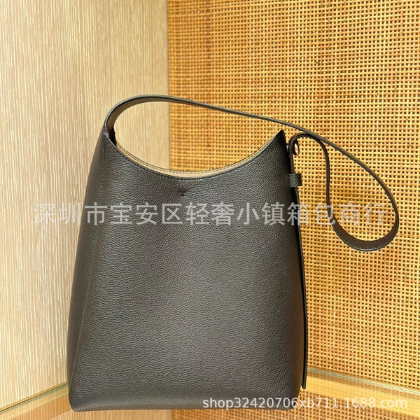 Black small bucket