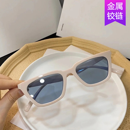 Retro personality cat eye small face sunglasses 2020 new street style sunglasses Xiaohongshu internet celebrity same style sunglasses