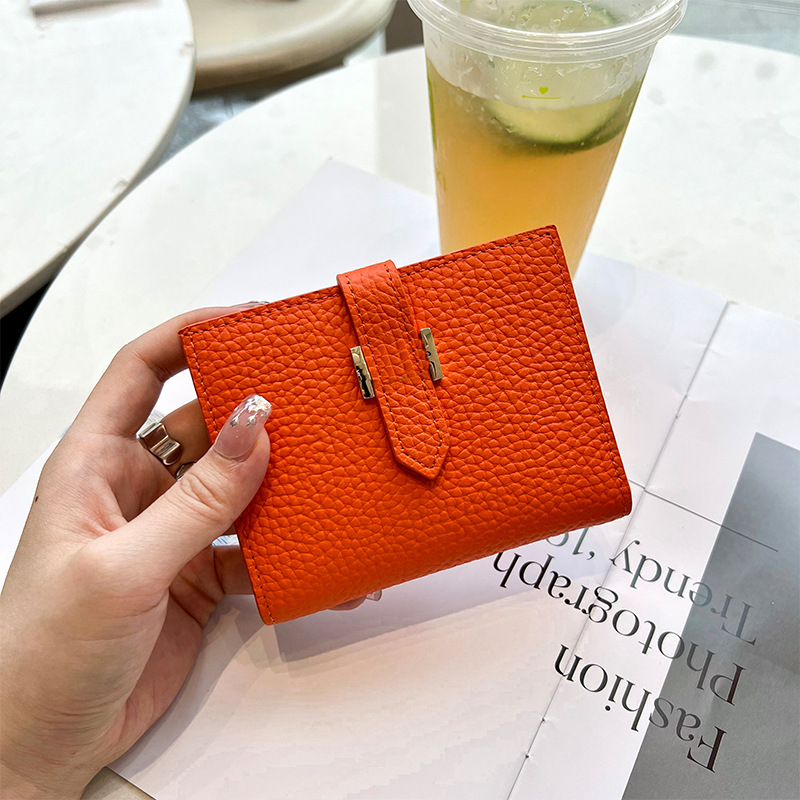 Women's Genuine Leather Short Wallet 2025 New Arrival Niche Design High-End Multifunctional Card Holder & Coin Purse - Thumbnail 2