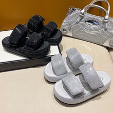高级钻增高厚底女拖鞋外穿凉鞋2025夏季感踩水钻屎新款满松糕底感