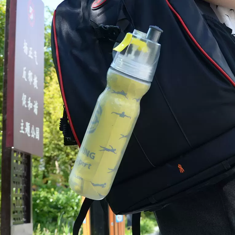 量大从优现货批发保冷双层PE喷雾杯 铝箔喷雾杯 双层运动杯子创意