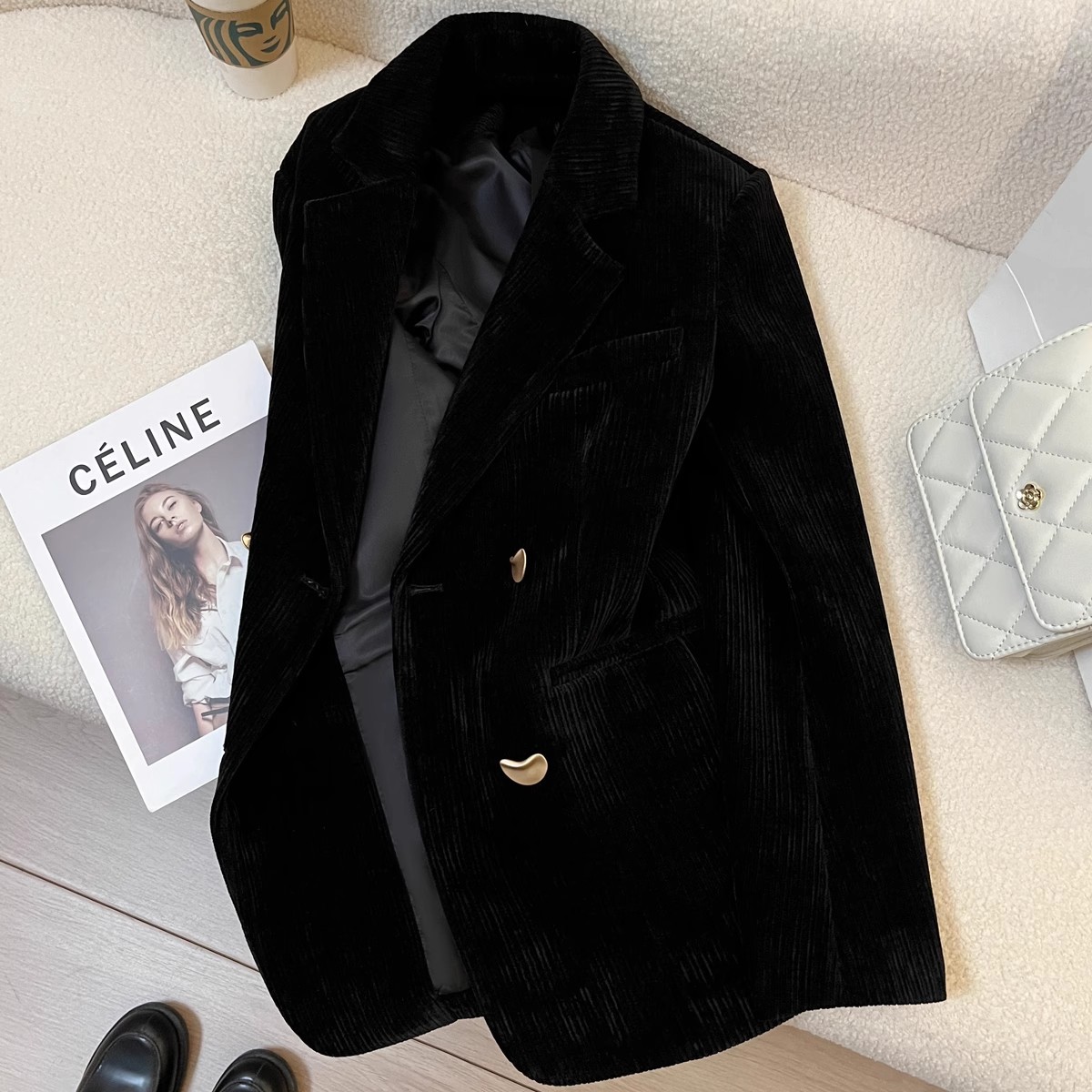 High-end black corduroy suit jacket for women, new Korean style, fashionable and elegant, perfect for spring and autumn 2026.