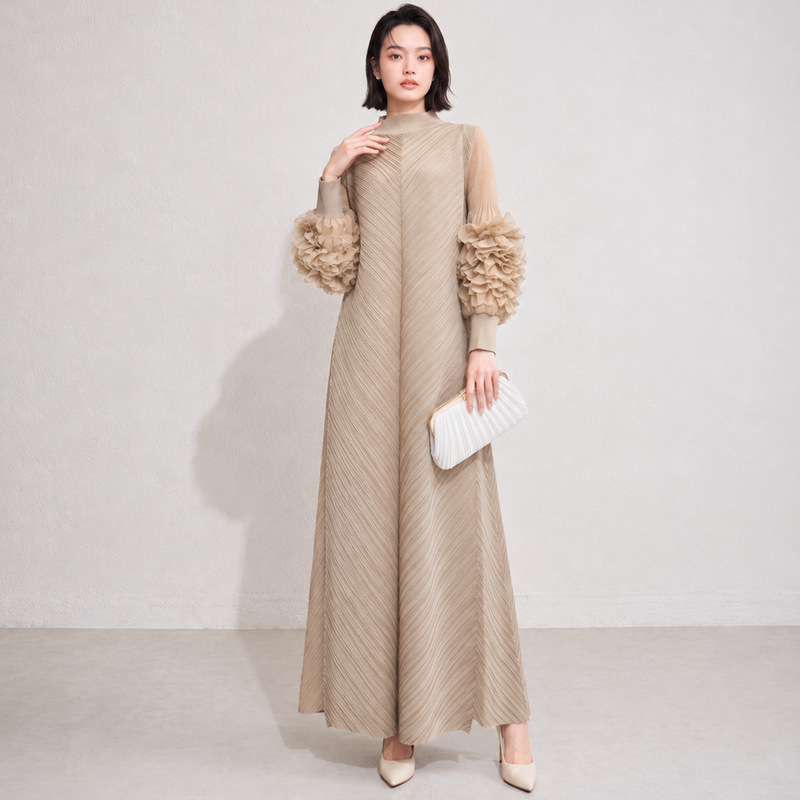 Miyake loose plus-size pleated dress for women with three-dimensional petal sleeves, slimming and figure-flattering, half-high collar long gown