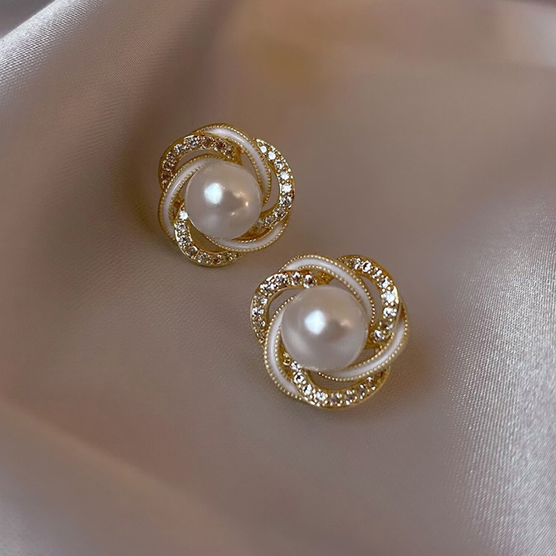 french style zircon pearl stud earrings women‘s niche design high-grade small delicate earrings 2024 new fashion earrings
