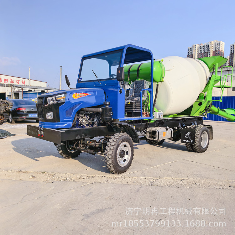 四驱搅拌罐车