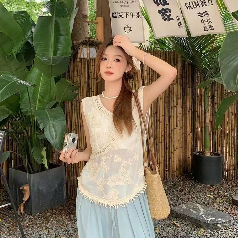 New Thorn Vest, Artistic Lazy Style Knitted Cut Out Crochet Sleeveless Tassel Outer Wear, Versatile Casual Style for Women