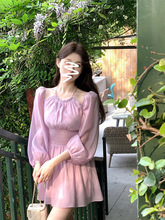 早春法式温柔紫色天丝挂脖连衣裙子女收腰气质小个子长袖公主短裙
