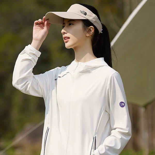 Новая солнцезащитная одежда из ледяного шелка для женщин upf50 + летняя дышащая спортивная куртка с защитой от ультрафиолета, легкая мужская солнцезащитная одежда