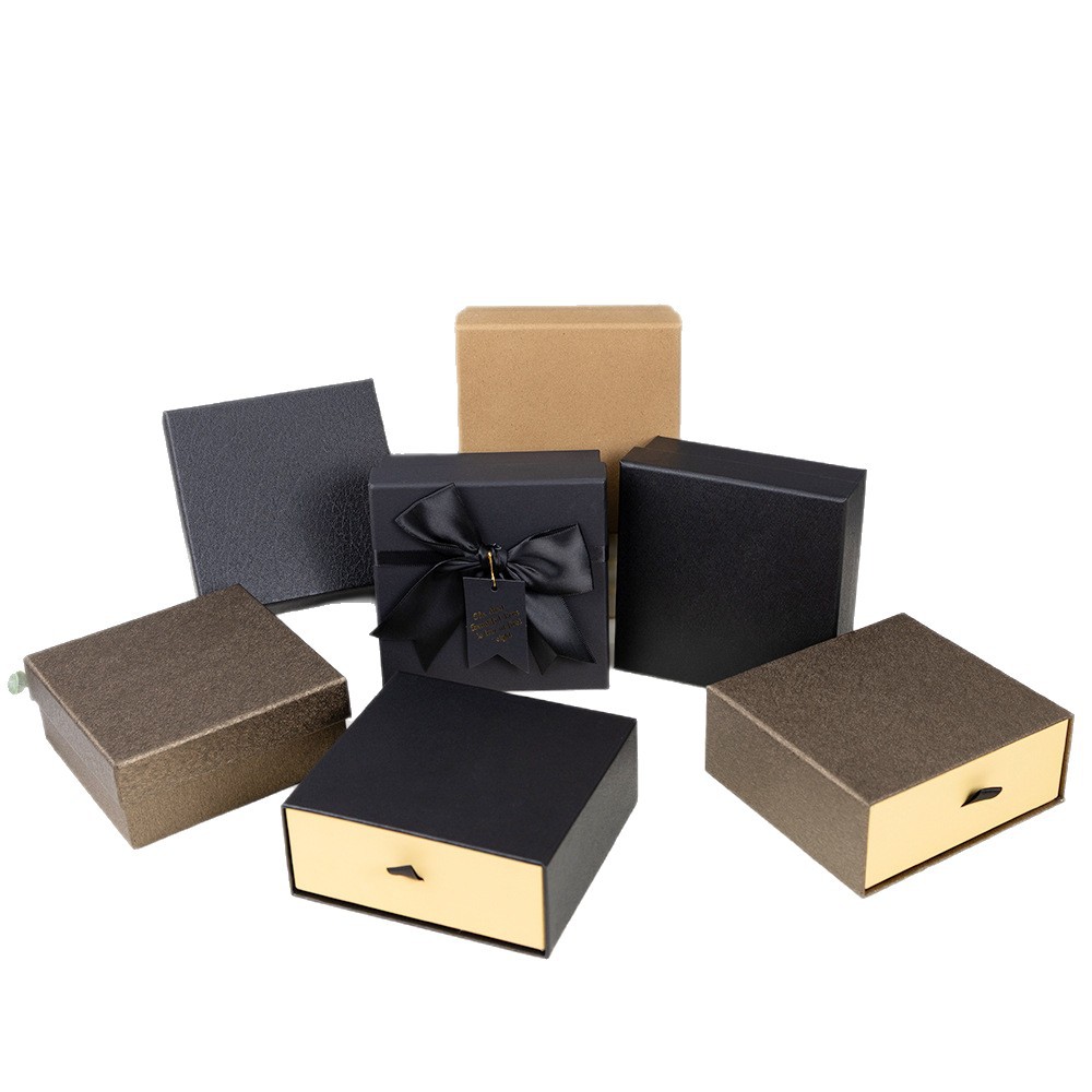 En stock tapa caja de la correa caja de cartera corta caja de regalo cuadrada caja de papel Kraft de la vendimia ventas directas de la fábrica