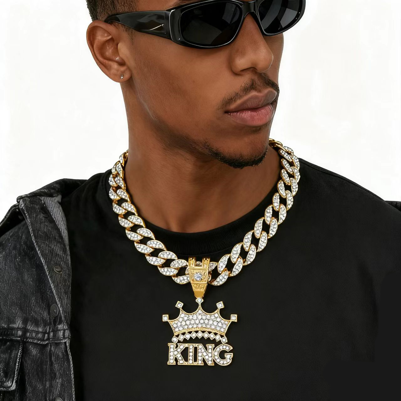 TEMU venta caliente corona KING colgante de aleación de diamante completo nicho personalidad masculina collar de hip-hop joyas de moda europea y americana