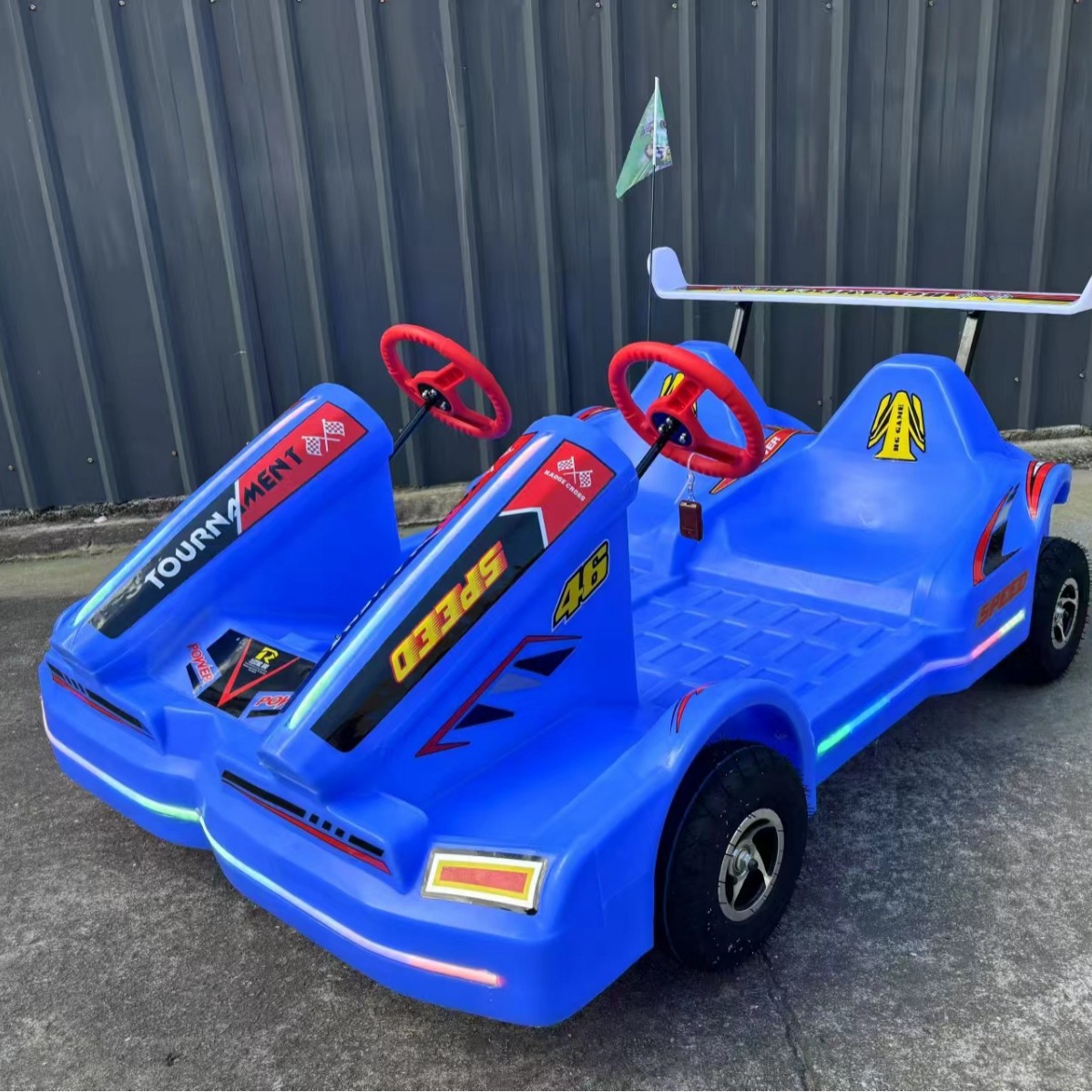 Karts de dos personas adultos pueden hacer cuadrado puestos de paseos de luces niños padres e hijos paseos eléctricos