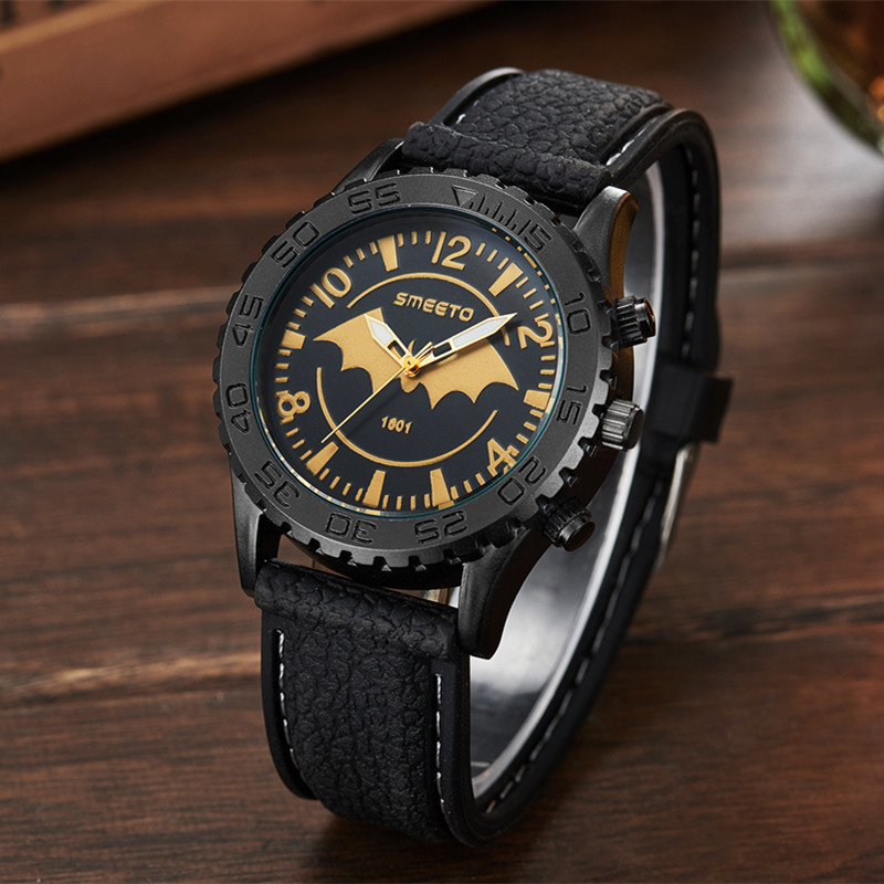 Children's watch Multifunctional sports watch bat men's student quartz watch outdoor waterproof watch female scale bat silicone watch_voghion.com