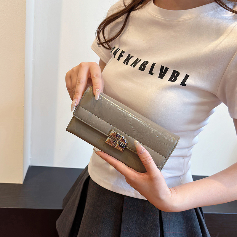 Elegant Multi-Slot RFID Blocking Women's Long Wallet – Stylish & Spacious PU Leather Card Holder With Embossed Design, Perfect For Daily Use_voghion.com