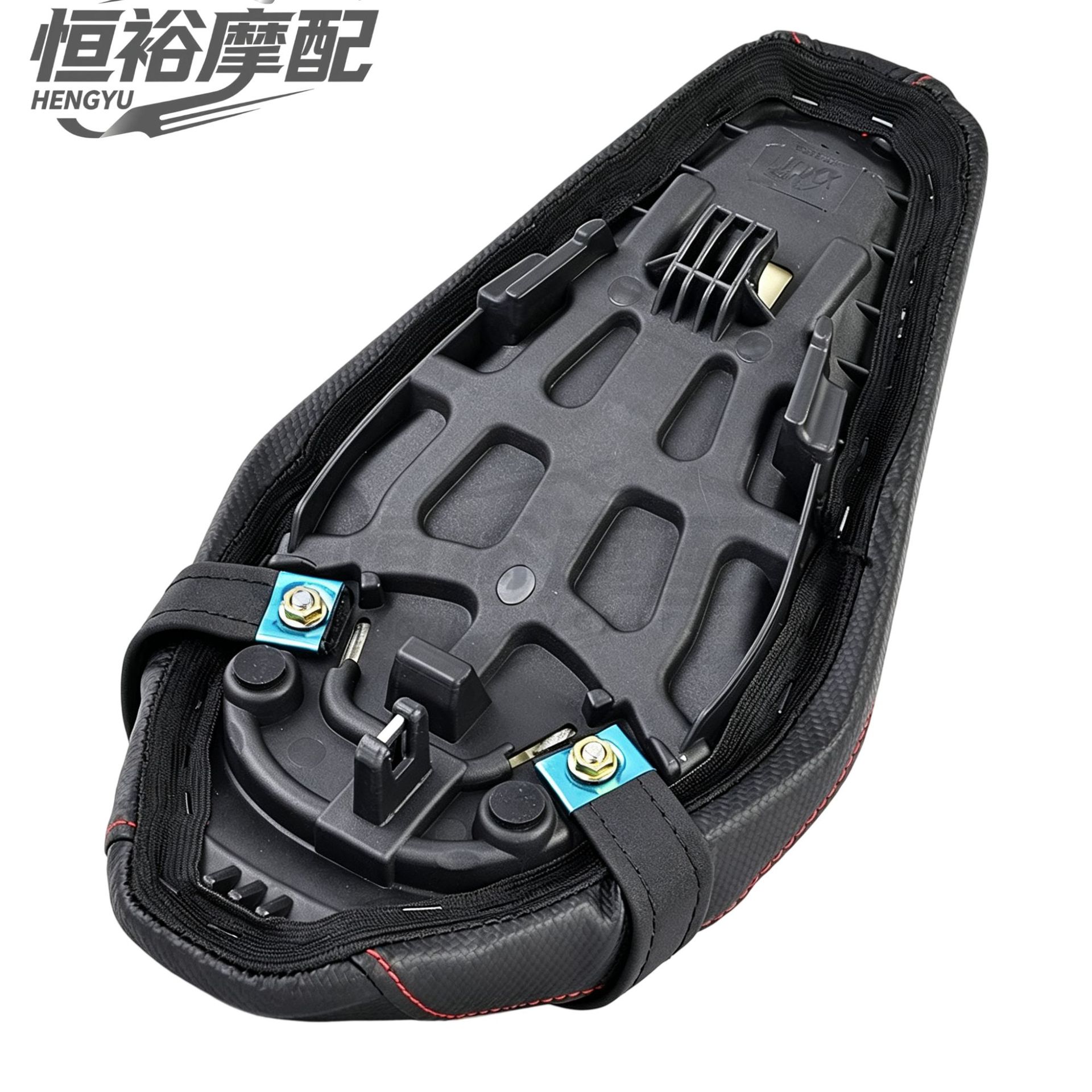 Suitable for the new Kawasaki Z900, these modified front and rear seat pads offer added comfort, enhanced grip, and adjustable height. Comfortable and non-slip seat pads, sizes 25-26
