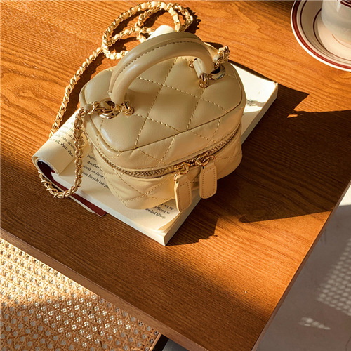 Korean version 2024 spring and summer new mini rhombus style chain bag versatile shoulder crossbody lipstick small bag