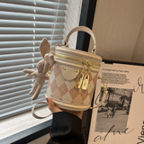 Весенняя небольшая сумка, небольшая портативная сумка через плечо с ромбовидным узором, тренд сезона