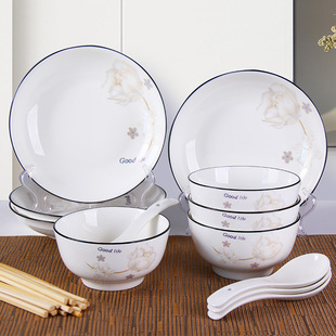 �������Â��b�մ�Ӣ����ֵ�¿��Ӻ���C��ͨС��