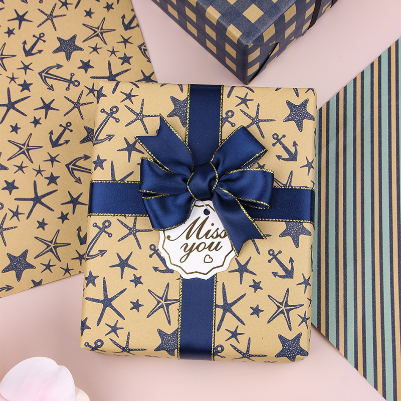 Papel de regalo de cumpleaños del Día de San Valentín de los hombres al por mayor Papel de embalaje de papel Kraft retro a cuadros azul simple