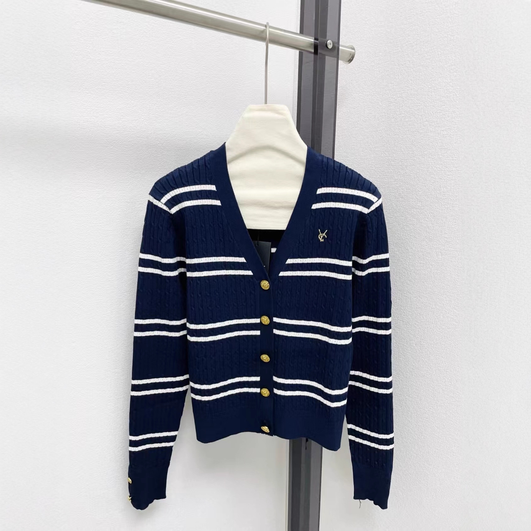 25早秋新款南油高定Y+撞色条纹麻花纹V领修身显瘦针织开衫上衣女