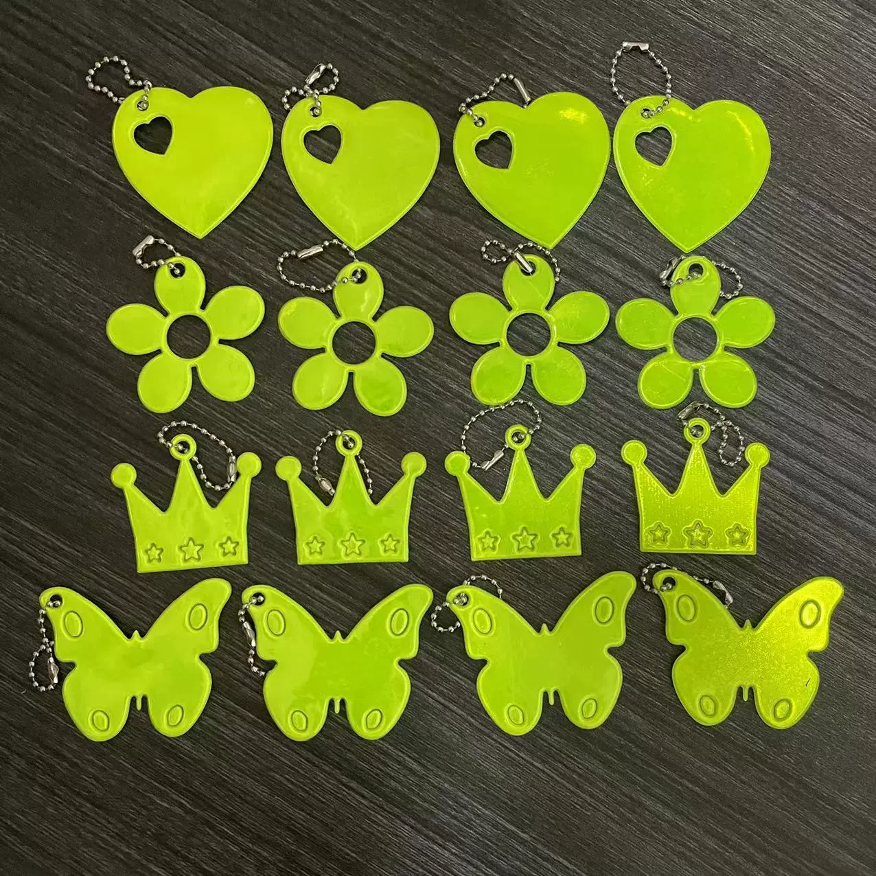 反光挂件套装夜晚交通安全反光钥匙扣学生书包挂饰