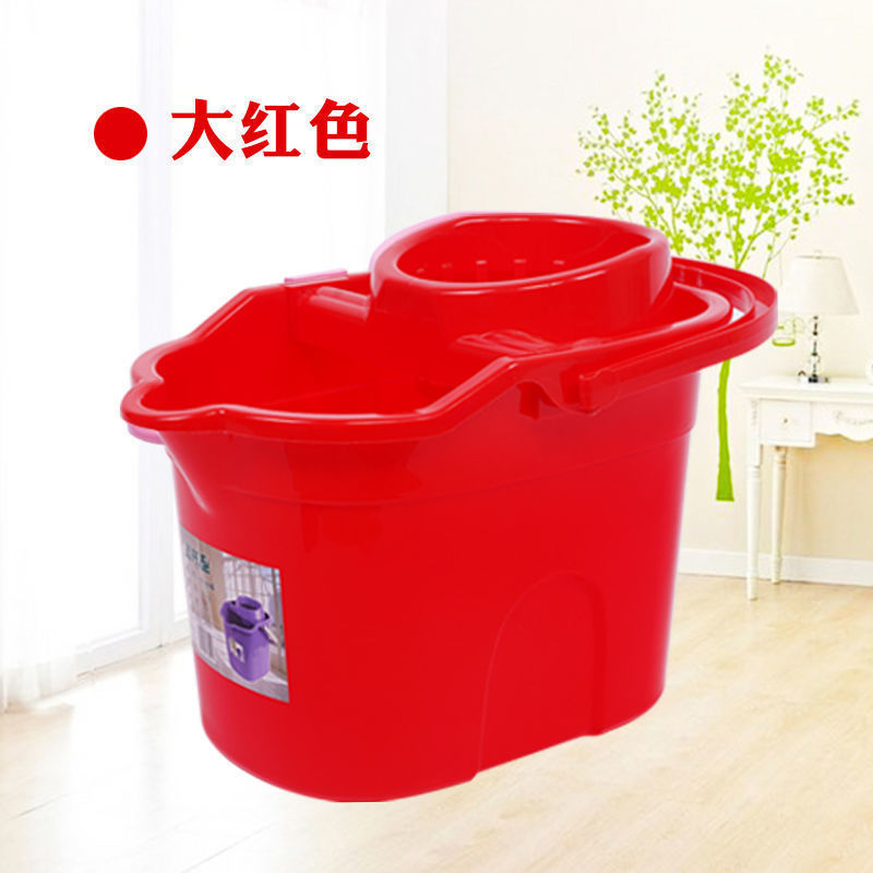 빨간색 걸레 짜기 버킷 - 더 크고 두꺼워서 더 잘 어울립니다.