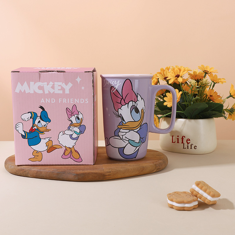 Taza recta Disney Ledi Taza de cerámica de gran capacidad Taza de agua para el hogar Taza de alto valor Oficina de dibujos animados