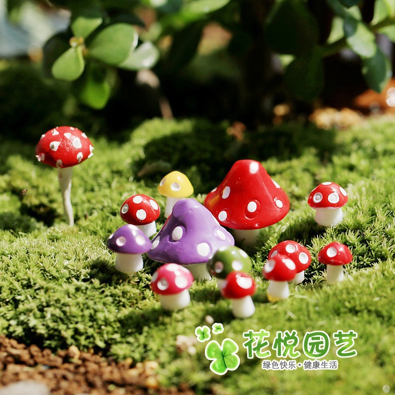 Spot al por mayor hongo pequeño musgo decoración de resina de micro paisaje joyería suculente botella ecológica conjunto de hongos de bricolaje