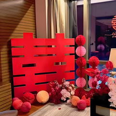 結婚の超大型喜字kt板の置物の立体的な文字が床に落ちて結婚する部屋に婚約農村の結婚式の庭の装飾を配置します。