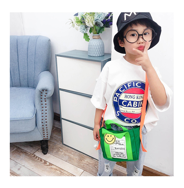 Korean Children's Canvas Cartoon Cute Printing Messenger Bag display picture 19