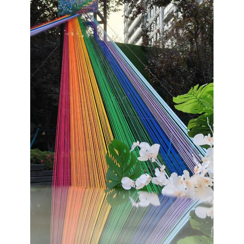 网红彩虹线彩色美陈线婚庆彩虹线装节日悬挂中庭学校装扮装置展厅