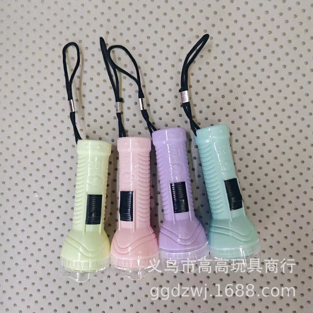 Фонарик пластиковый светящийся игрушка маленький подарок