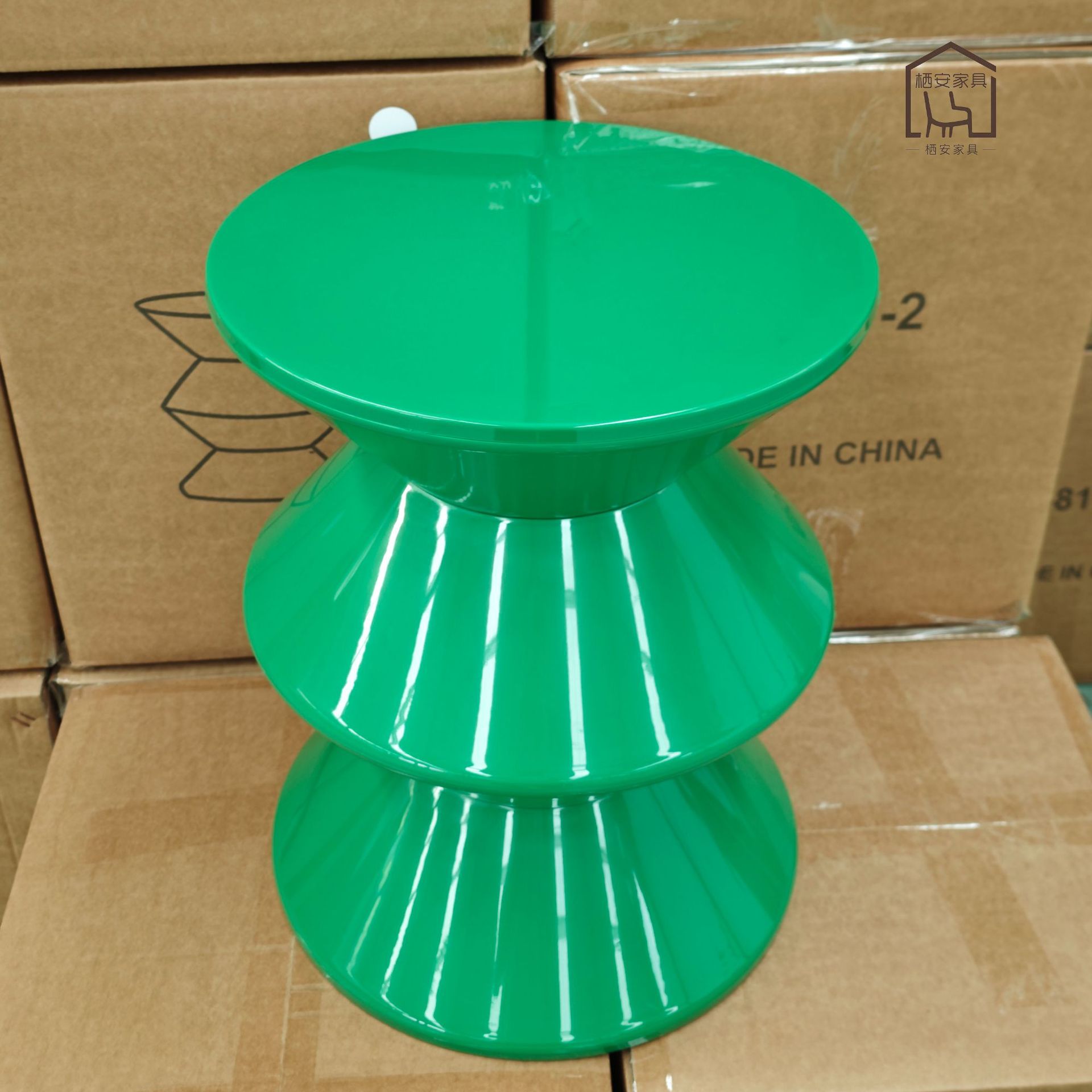 Ins sofá lado de varios pequeños taburetes rojos pequeños taburetes redondos creativos de cabecera de la mesa de té adornos de fábrica personalizados