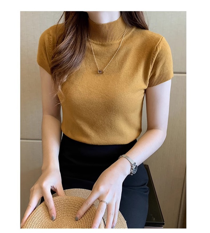 半高襟のニットのショートベストの女性の夏の外は袖なしのtシャツの上着の薄いタイプのインナーシャツを着ます。|undefined