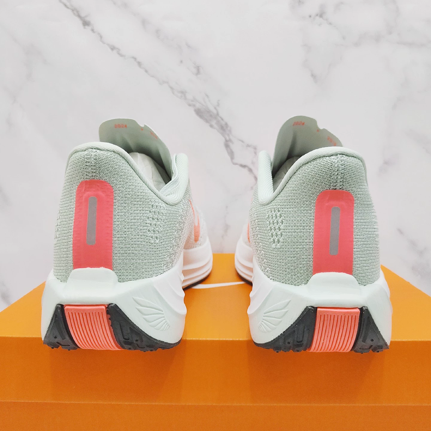 Кроссовки Pegasus унисекс с амортизацией Nike ZoomX разных цветов и размеров