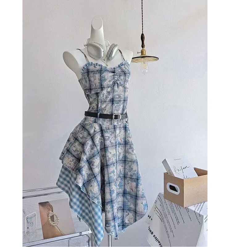American-Style Blue Tie-Dye Plaid Suspender Dress for Women, New Summer Style, Elegant Waist-Cinching, Slimming, Irregular Mid-Length Dress American-Style Blue Tie-Dye Plaid Suspender Dress for Women, New Summer Style, Elegant Waist-Cinching, Slimming, Irregular Mid-Length Dress