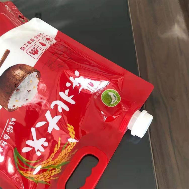 手提扣大米通用吸嘴袋3