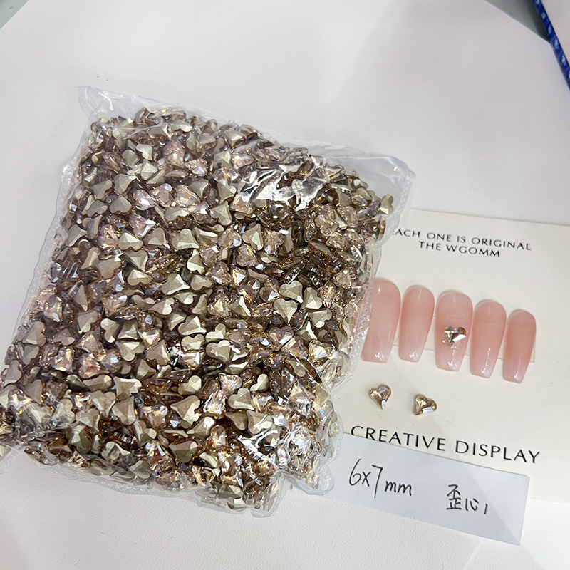 [KKK04-01] champagne small crooked heart 6 * 7mm