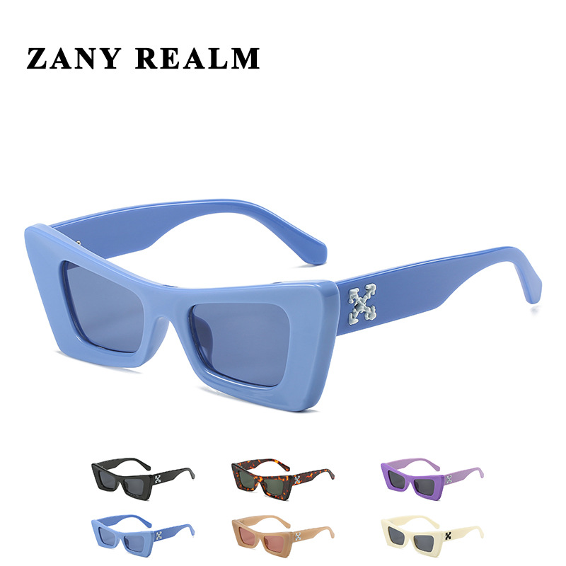 24 Gafas de sol cóncavas de moda europeas y americanas transfronterizas al por mayor Gafas de sol decorativas de murciélago personalizadas de ojos de gato para hombres y mujeres